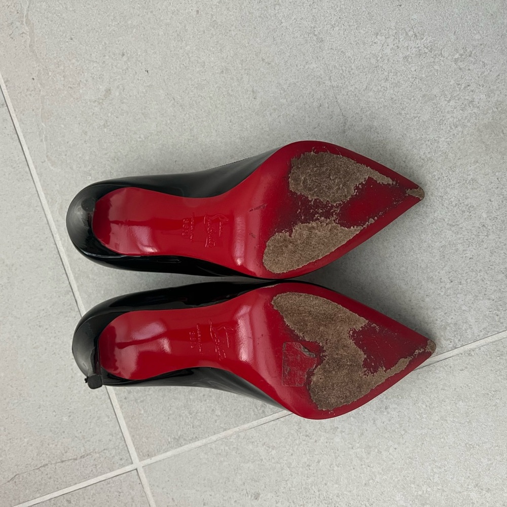 Christian Louboutin Glossy Black Heels - Picture 2 of 6